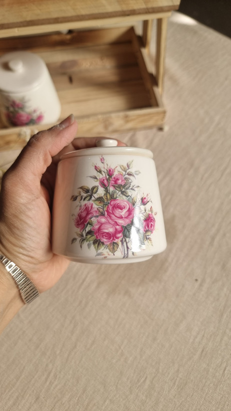 بانکه سرامیکی مخروط گل سرخی دست ساز