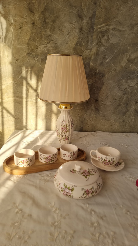 آباژور سرامیکی دستساز شکوفه صورتی