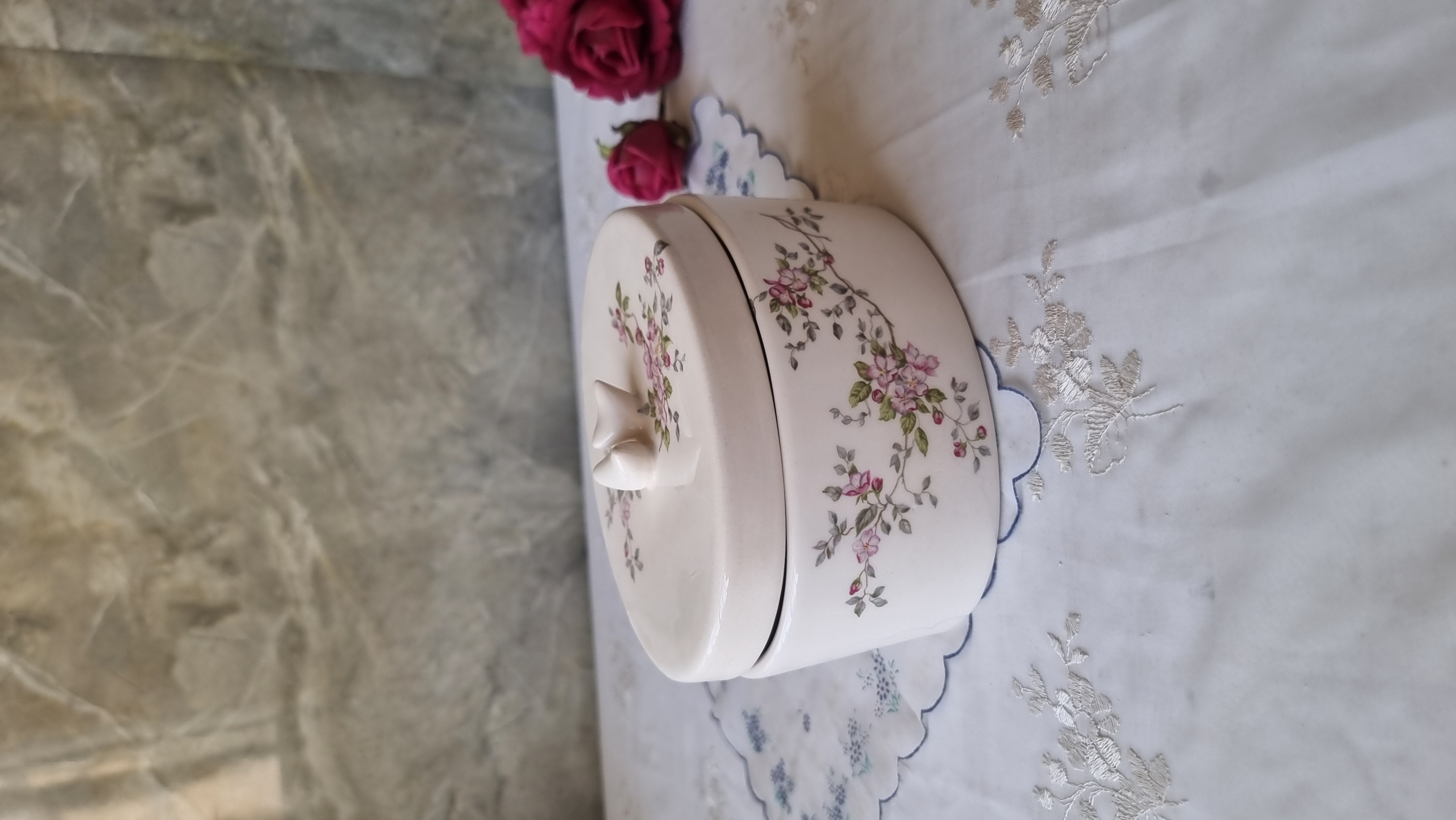 شکلات خوری سرامیکی بزرگ دست ساز