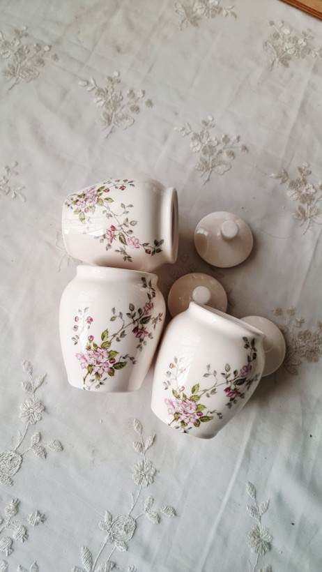 بانکه سرامیکی شکوفه صورتی دست ساز