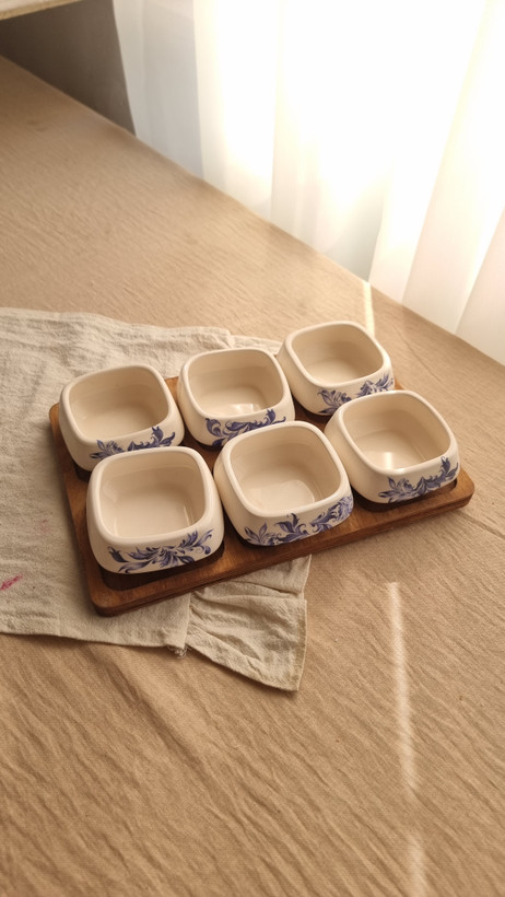 مزه خوری سرامیکی و سینی چوبی